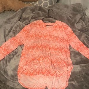 Xl top, super cute pattern, and super comfy!